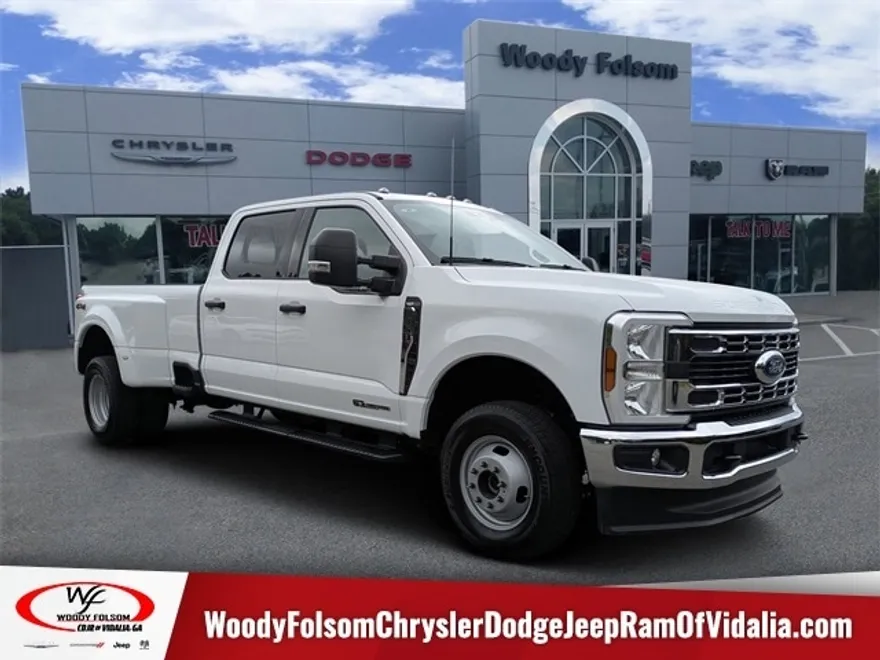 2025 Ford F-350 XLT photo 1