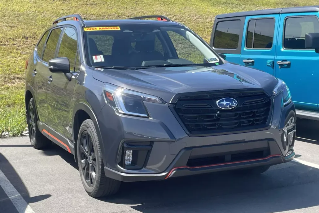 2023 Subaru Forester Sport photo 1