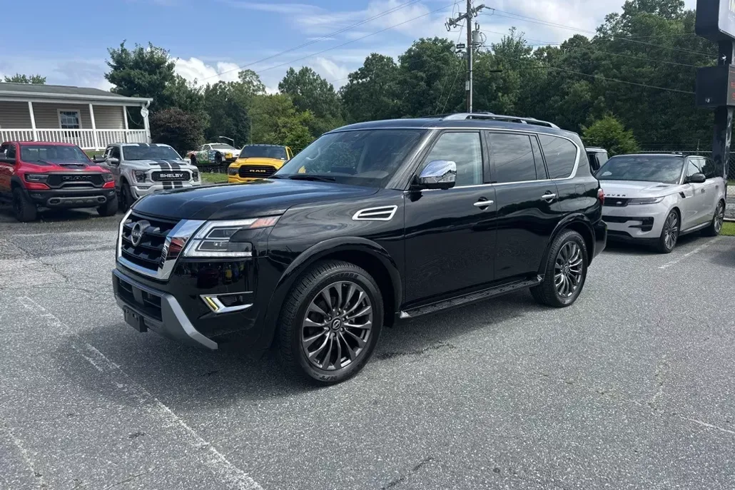 2024 Nissan Armada Platinum photo 1