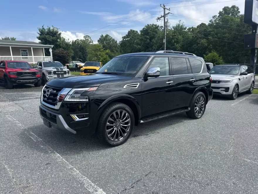 2024 Nissan Armada Platinum photo 1