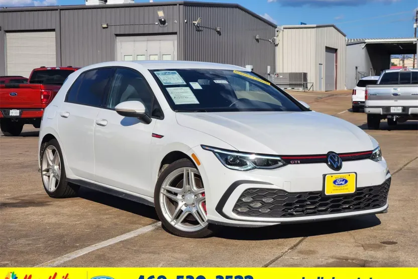 2024 Volkswagen Golf GTI S photo 1