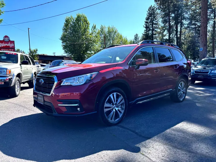 2022 Subaru Ascent Limited photo 1