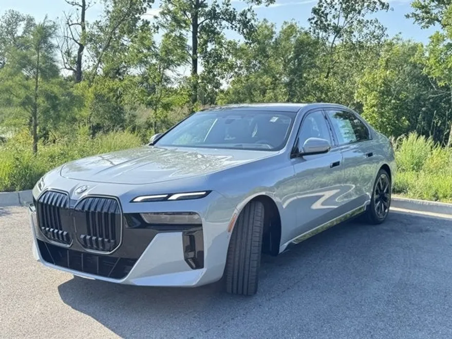 2025 Bmw 760i xDrive photo 1
