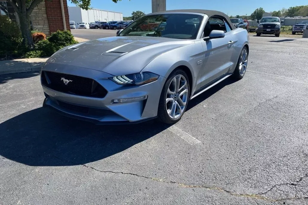 2021 Ford Mustang GT Premium Convertible photo 1