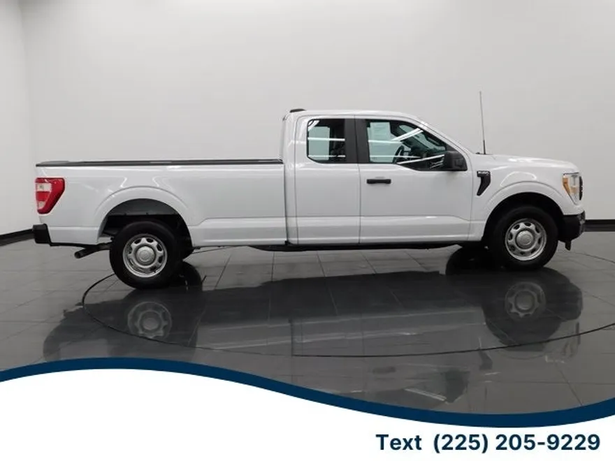2022 Ford F-150 XL photo 1