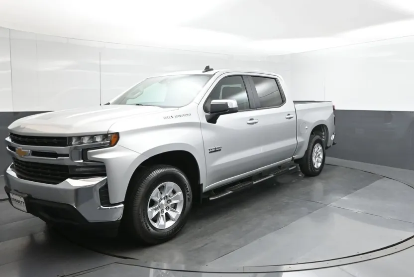 2020 Chevrolet Silverado 1500 LT Texas Edition photo 1