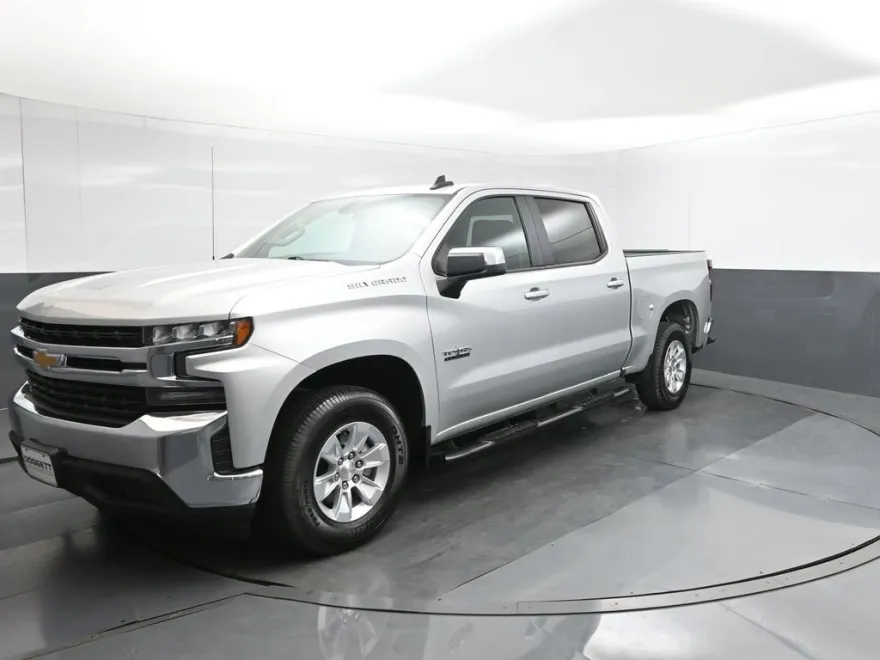 2020 Chevrolet Silverado 1500 LT Texas Edition photo 1