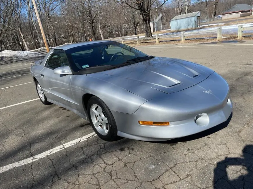 1996 Pontiac Firebird TRANS AM photo 1