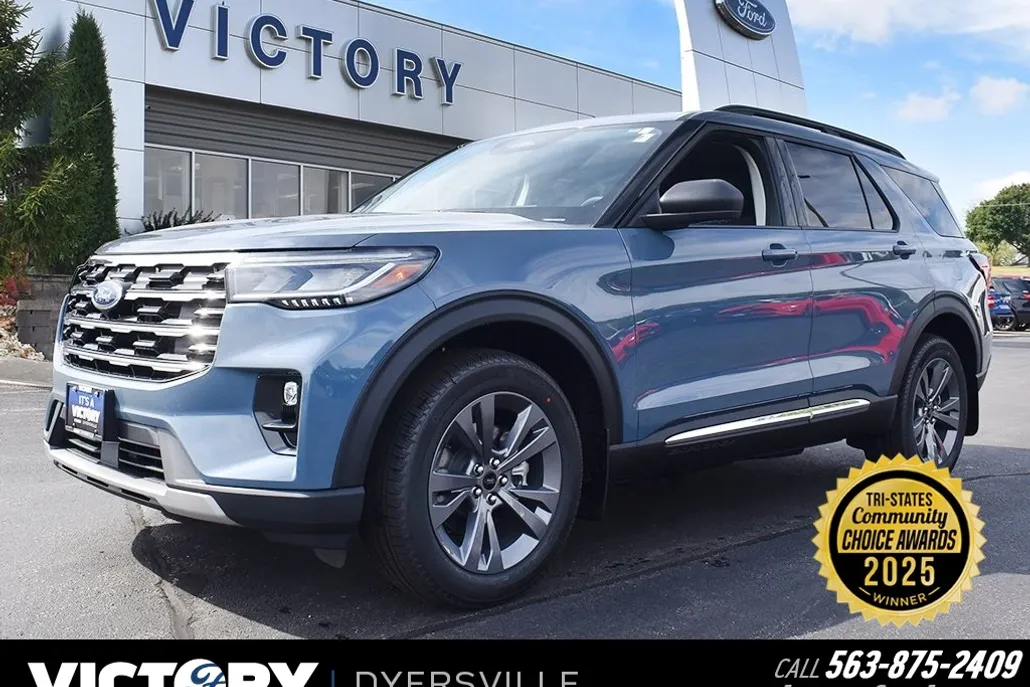 2025 Ford Explorer photo 1