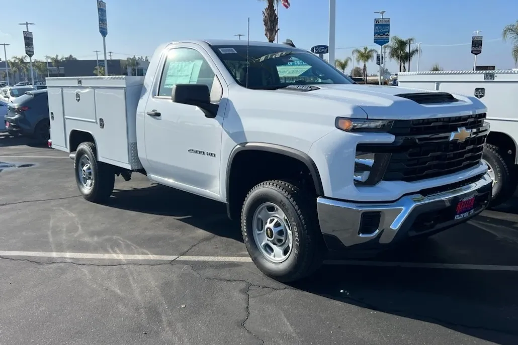 2025 Chevrolet Silverado 2500HD photo 1
