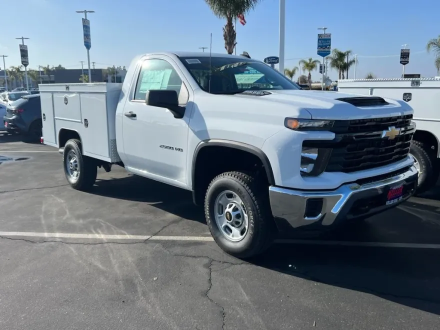 2025 Chevrolet Silverado 2500HD photo 1