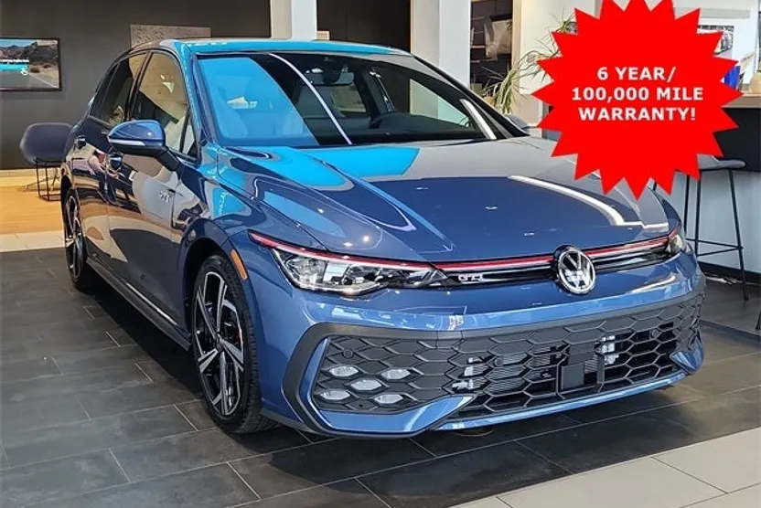 2025 Volkswagen Golf GTI SE photo 1