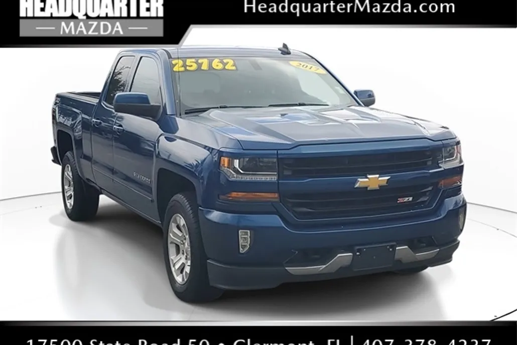 2017 Chevrolet Silverado 1500 LT photo 1