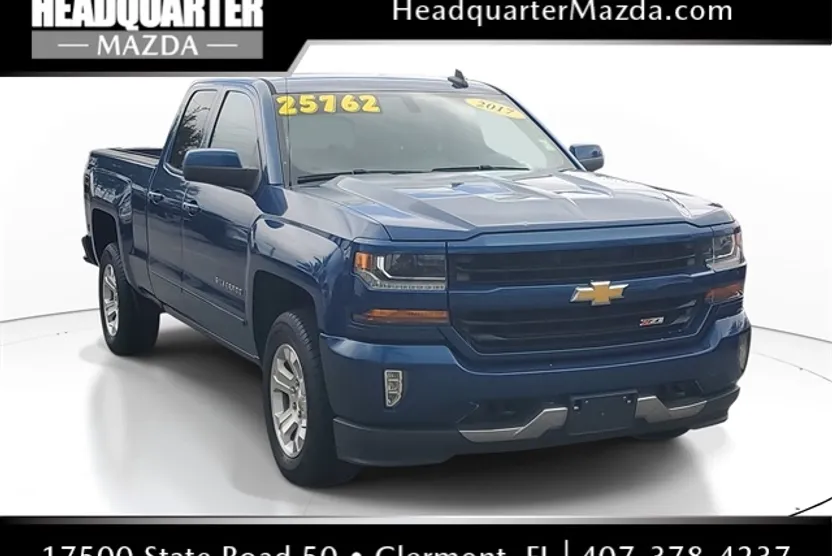 2017 Chevrolet Silverado 1500 LT photo 1