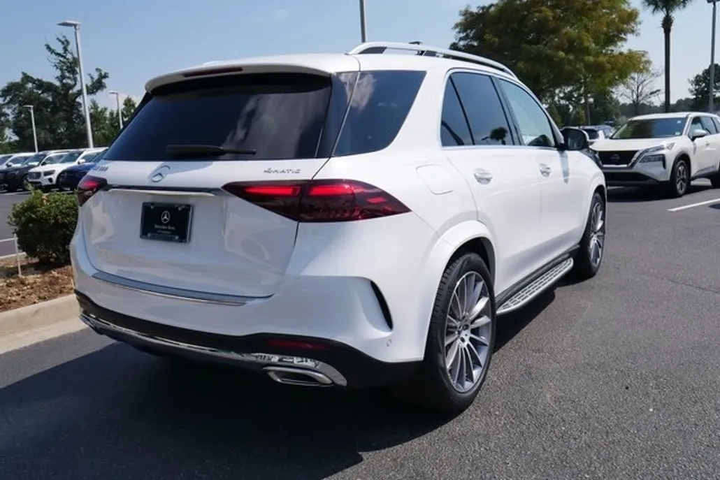 2026 Mercedes Benz GLE 580 4MATIC photo 1