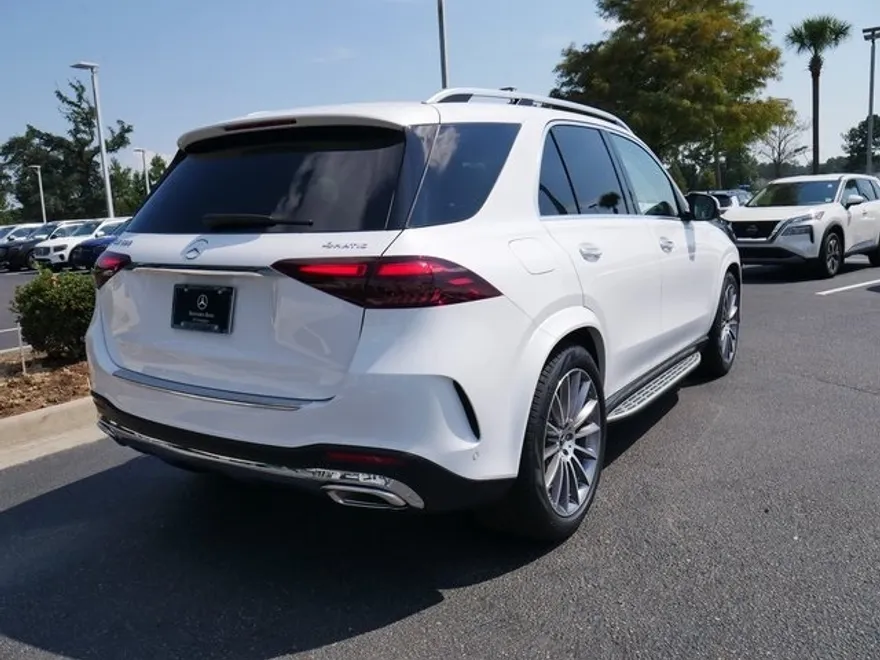 2026 Mercedes Benz GLE 580 4MATIC photo 1