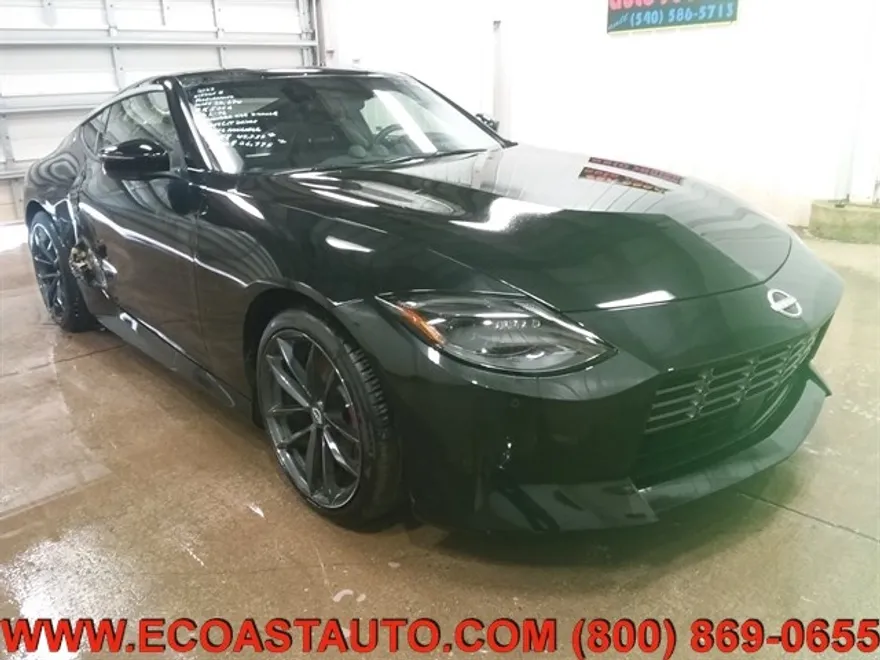 2023 Nissan Z photo 1