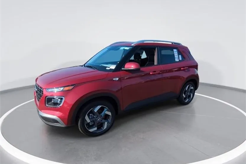 2025 Hyundai Venue Limited photo 1