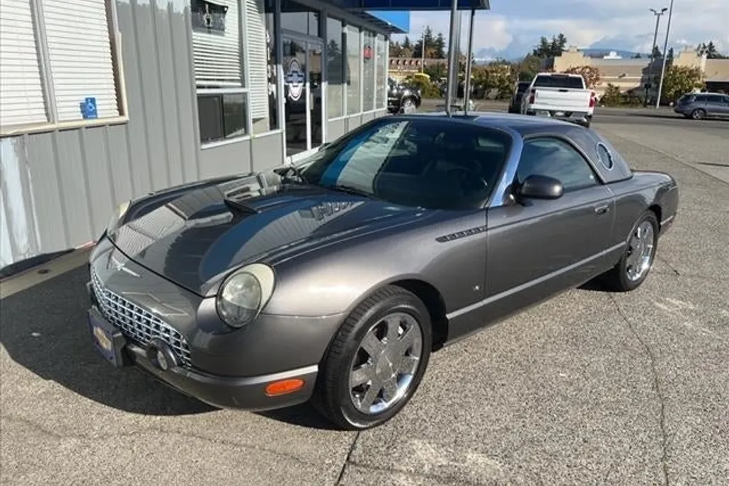 2003 Ford Thunderbird Deluxe photo 1
