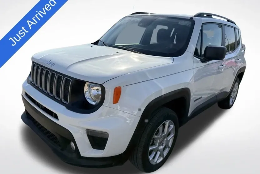 2023 Jeep Renegade Latitude photo 1
