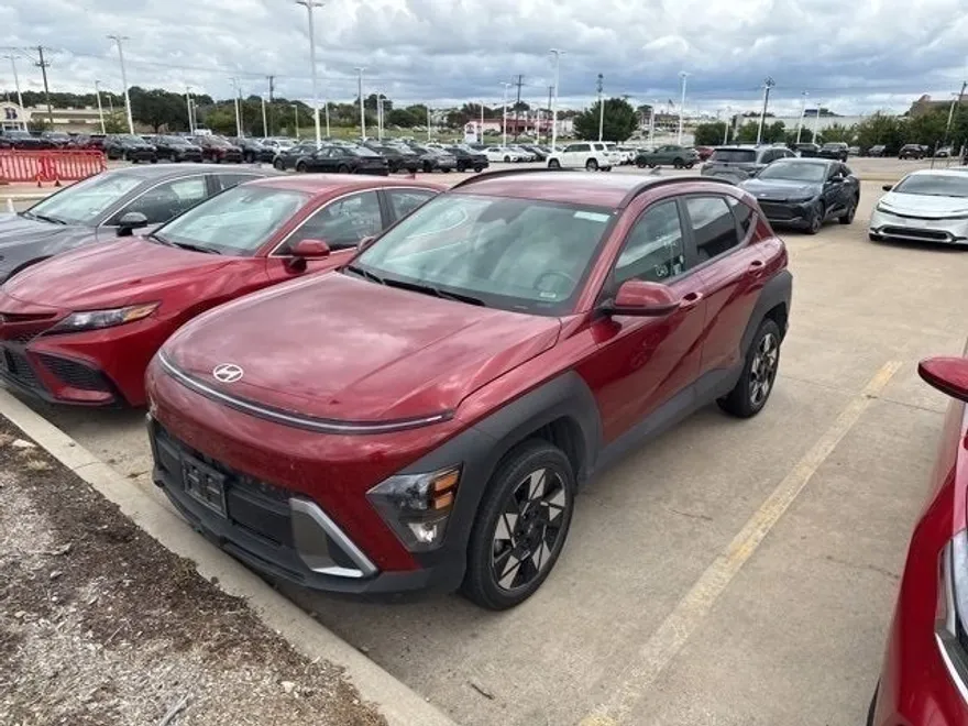 2024 Hyundai Kona SEL photo 1
