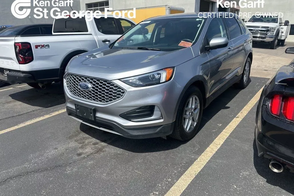 2024 Ford Edge SEL photo 1