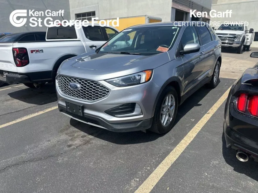 2024 Ford Edge SEL photo 1