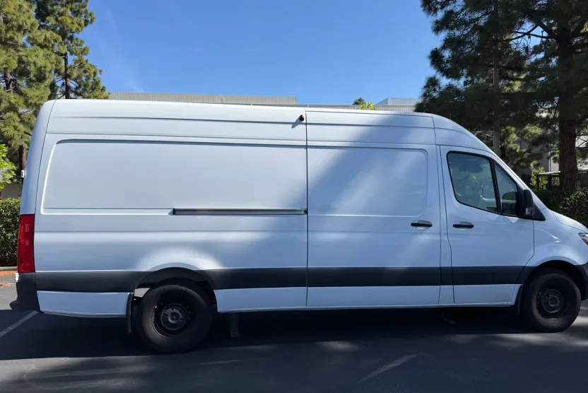 2023 Mercedes Benz Sprinter 2500 photo 1
