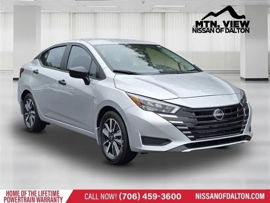 2025 Nissan Versa S photo 1