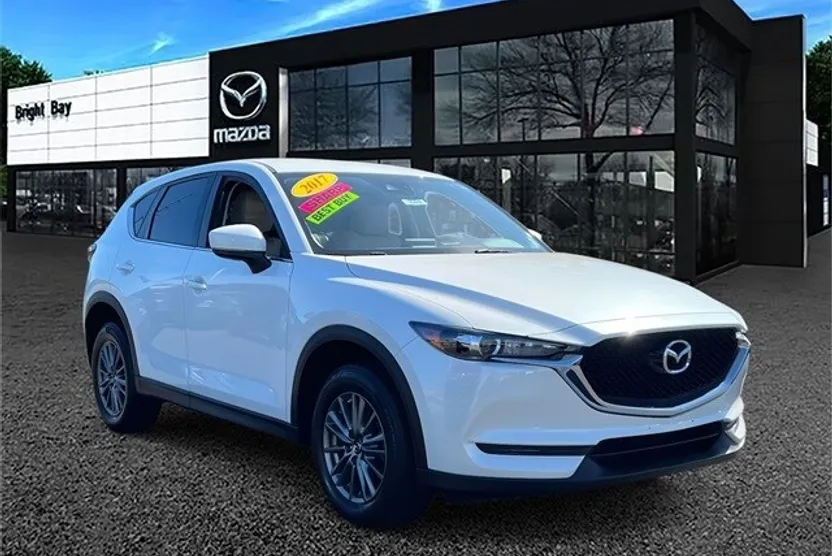2017 Mazda CX-5 Touring photo 1