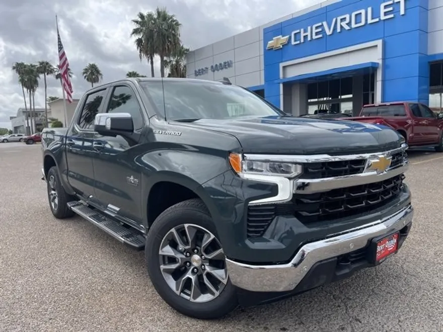 2026 Chevrolet Silverado 1500 LT photo 1