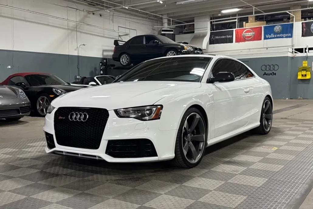 2013 Audi RS 5 photo 1