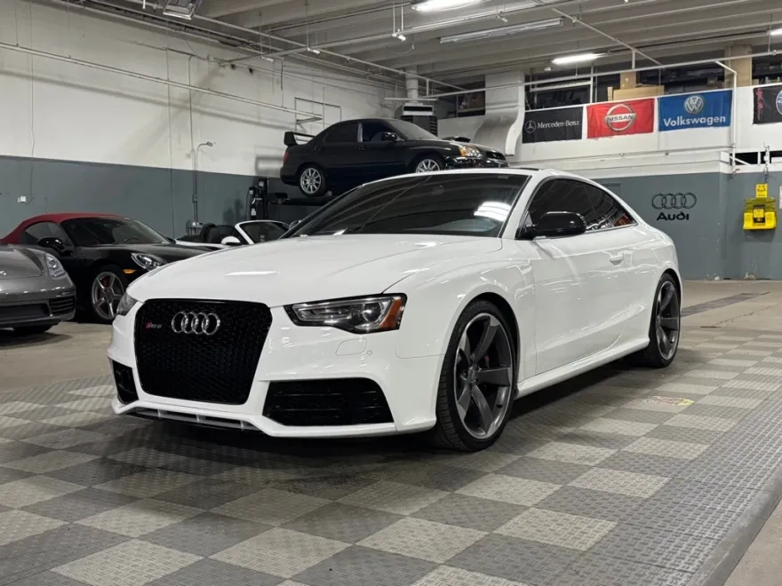 2013 Audi RS 5 photo 1
