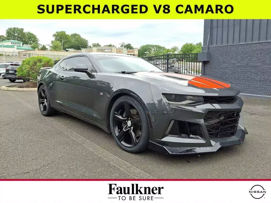 2018 Chevrolet Camaro Coupe 1SS photo 1