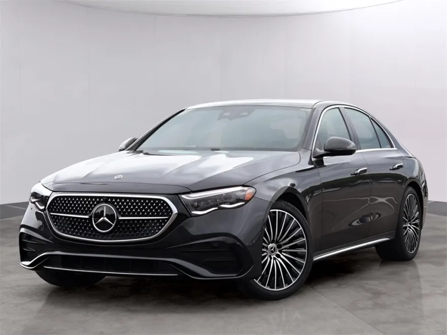 2025 Mercedes Benz E 350 4MATIC photo 1