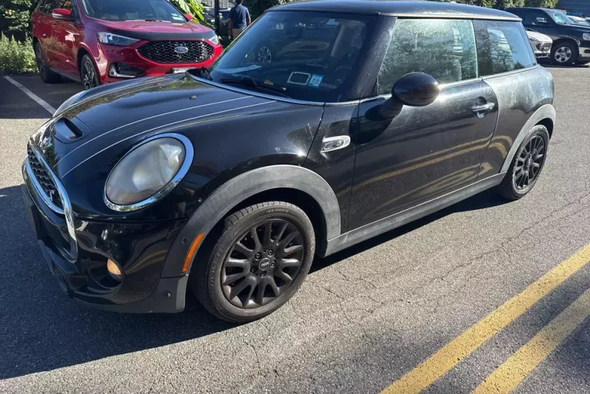 2014 Mini Cooper Hardtop S photo 1
