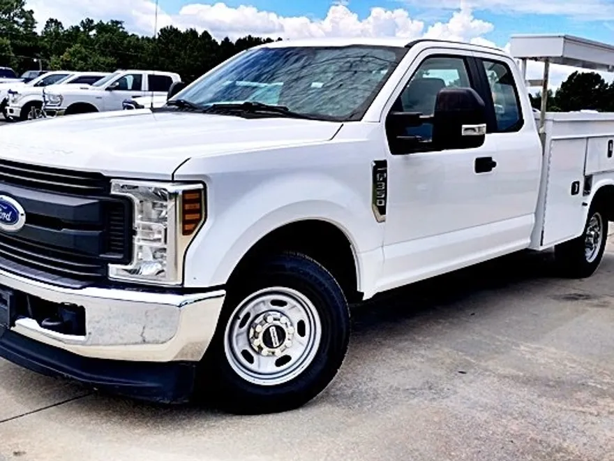 2019 Ford F-350 XL photo 1