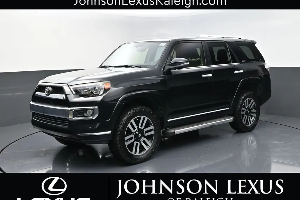 2016 Toyota 4Runner SR5 Premium photo 1