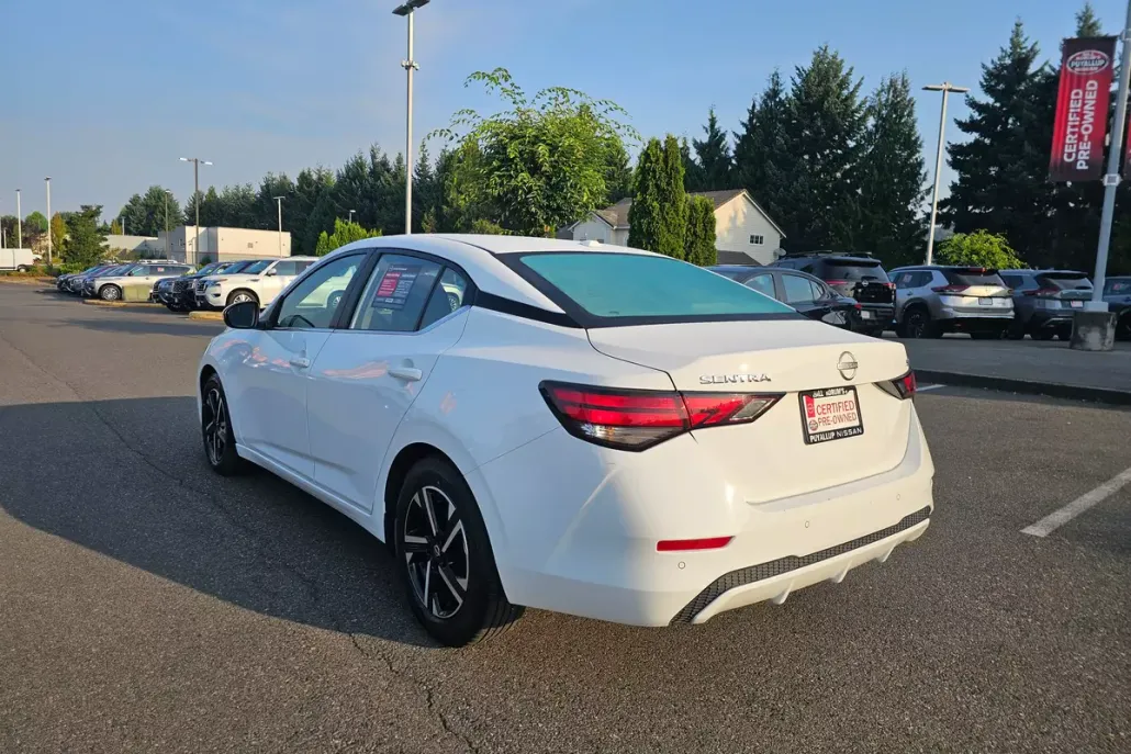 2024 Nissan Sentra SV photo 1