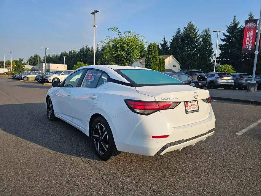 2024 Nissan Sentra SV photo 1