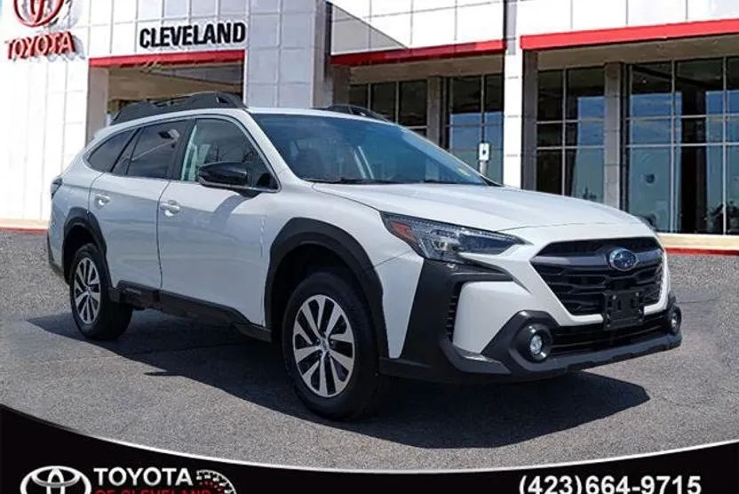 2024 Subaru Outback Premium photo 1