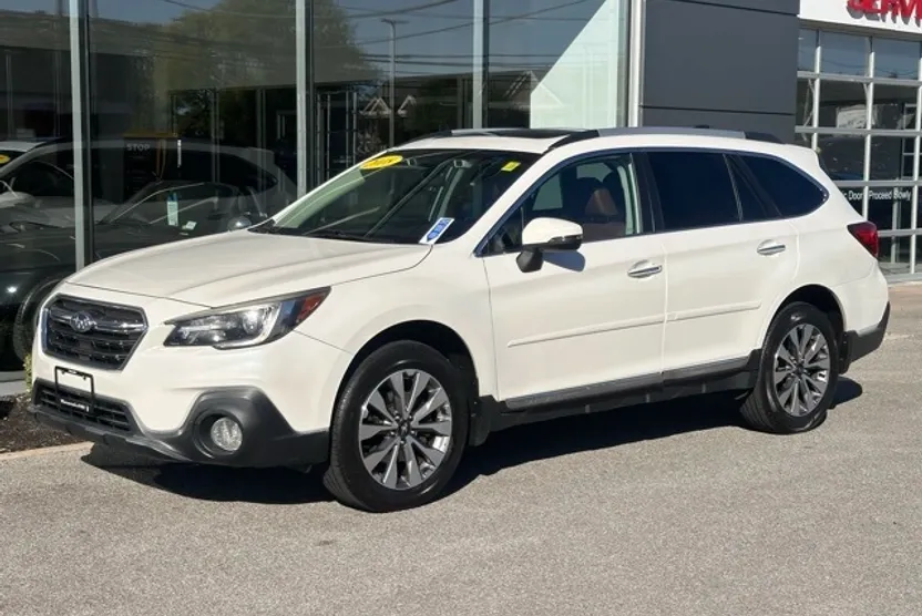 2018 Subaru Outback 3.6R photo 1