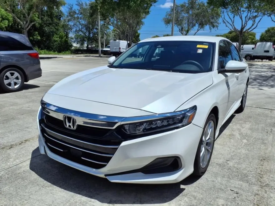 2022 Honda Accord LX photo 1