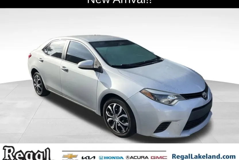 2014 Toyota Corolla L photo 1