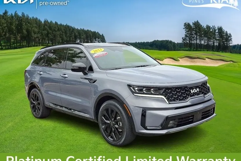2023 Kia Sorento SX photo 1
