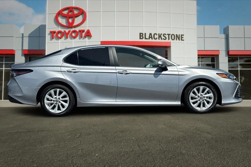 2024 Toyota Camry LE photo 1