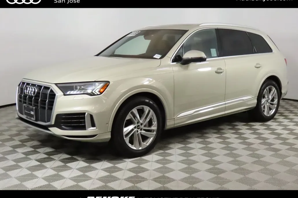 2022 Audi Q7 55 Prestige photo 1