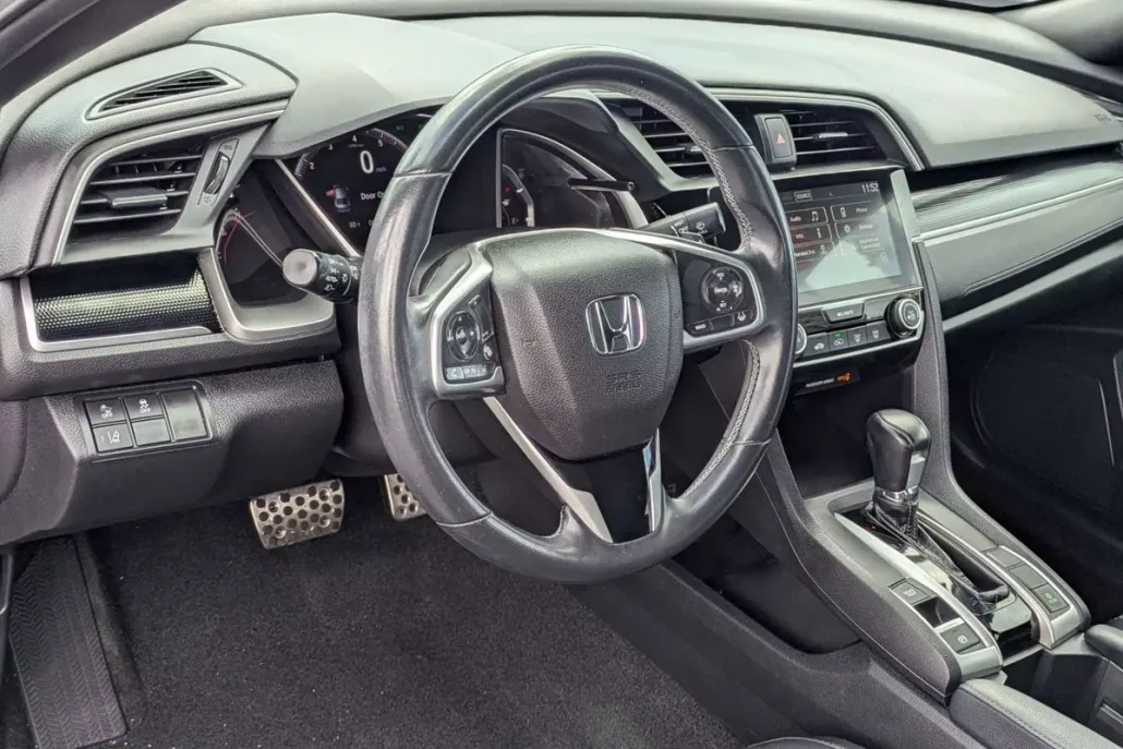 2019 Honda Civic Sport photo 1