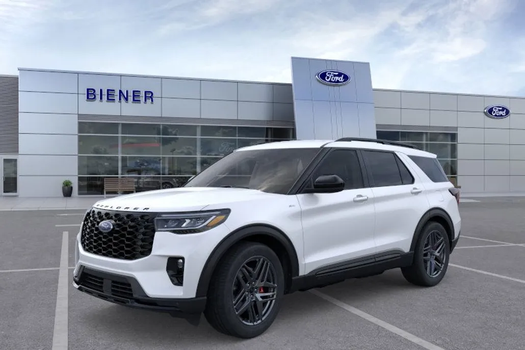 2025 Ford Explorer ST-Line photo 1
