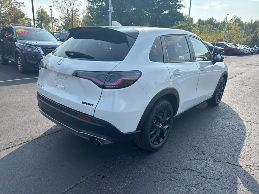 2023 Honda HR-V Sport photo 1